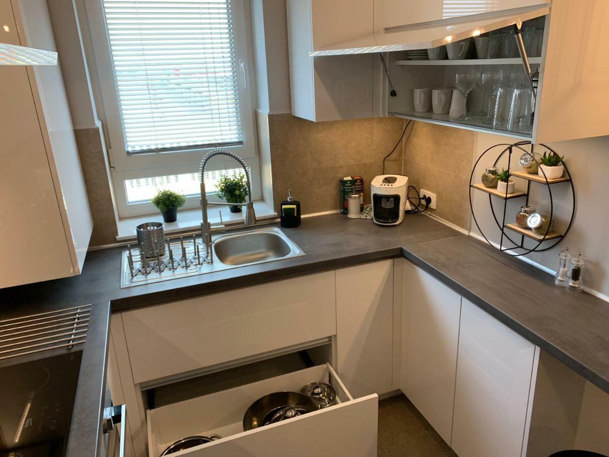 Modern Studio Coresi Apartment Brasov Exterior photo